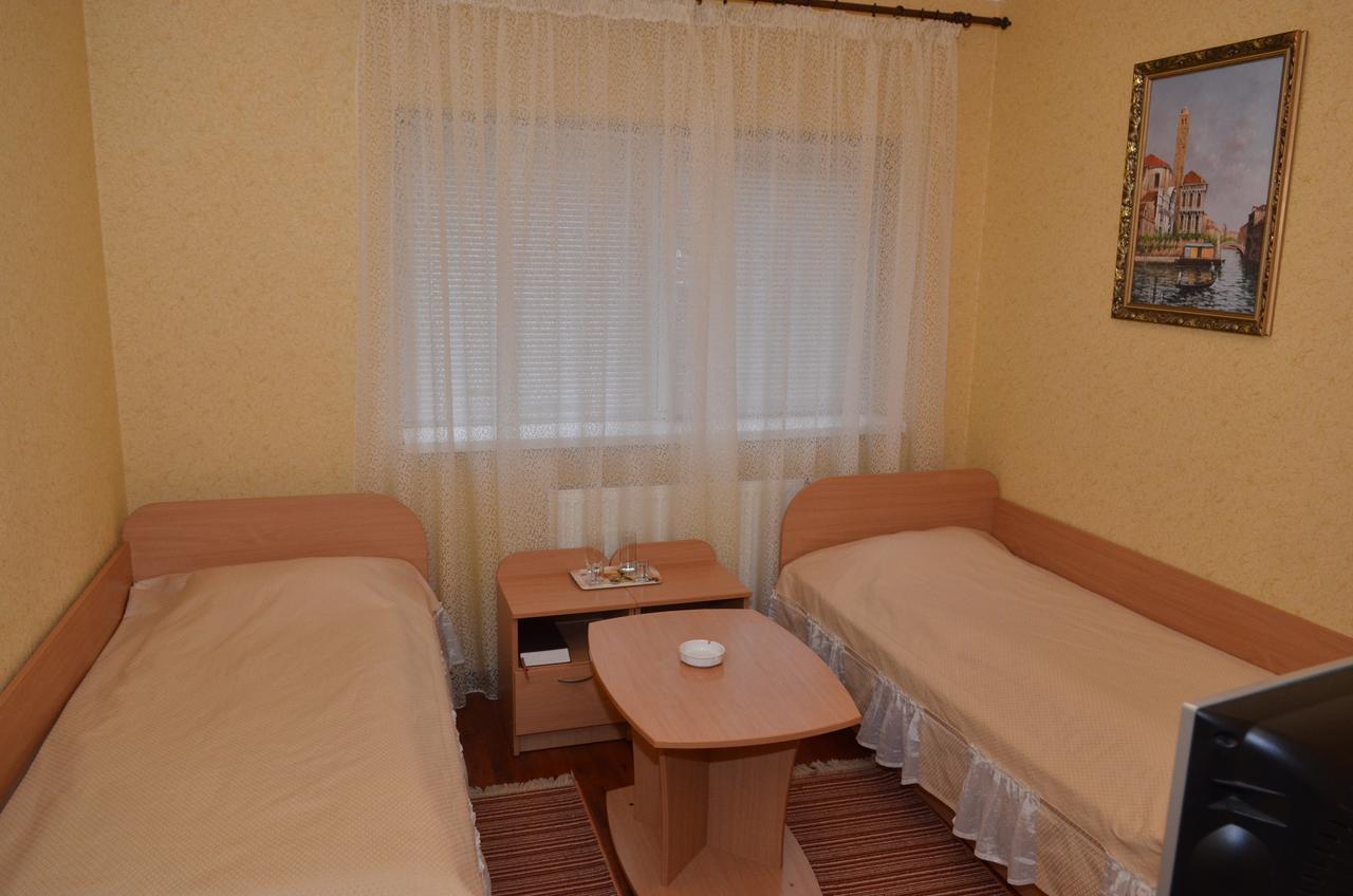 Hotel Serpanok Tyachiv Exteriér fotografie