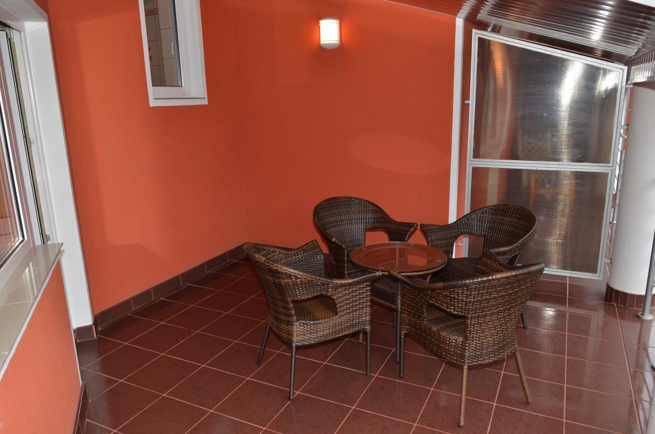 Hotel Serpanok Tyachiv Exteriér fotografie