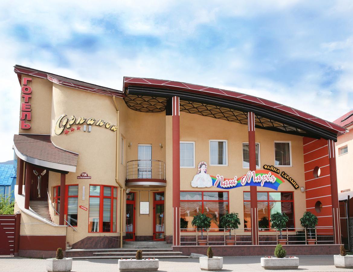 Hotel Serpanok Tyachiv Exteriér fotografie